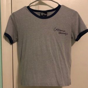 “California dreamin” T- shirt.